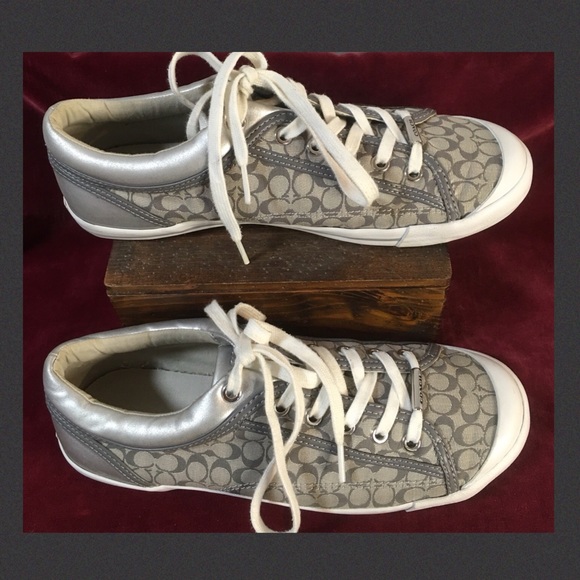 *Coach* Size US10B. Francesco women’s sneakers - Picture 3 of 11